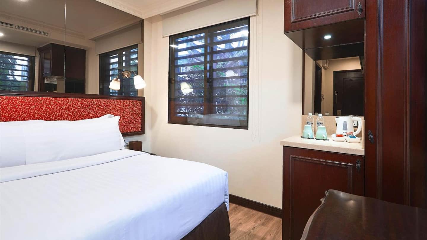 Nostalgia Hotel