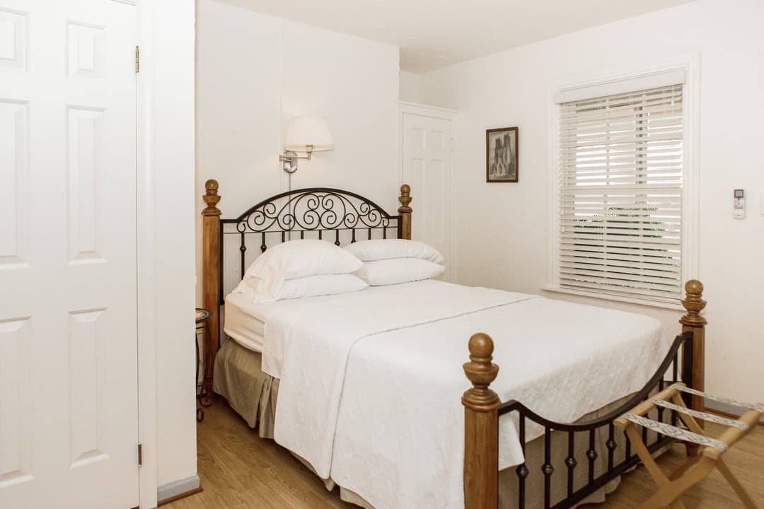 James Buchanan Hotel, Trademark Collection by Wyndham