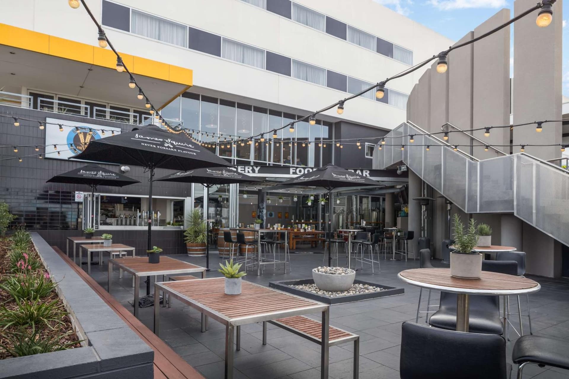 Atura Dandenong
