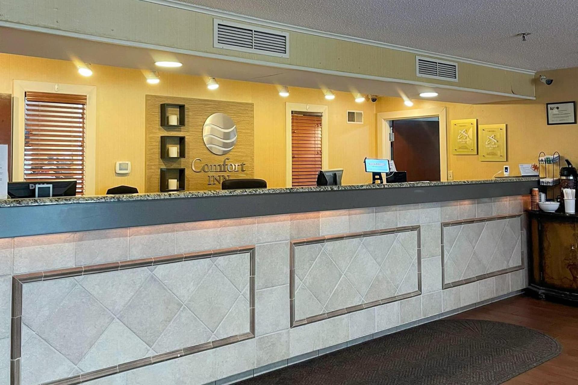 Comfort Inn Amish Country