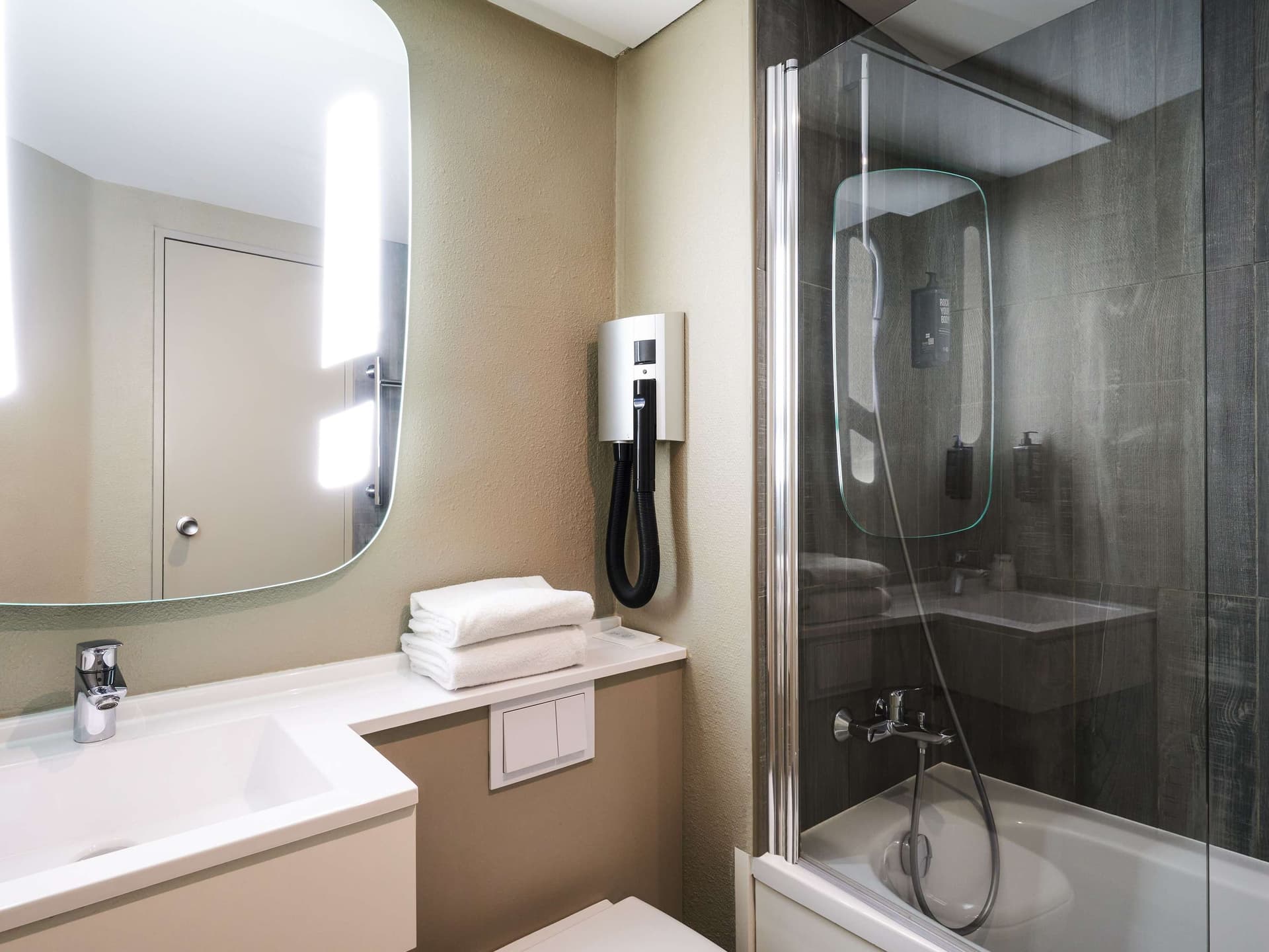 ibis Toulon La-Seyne