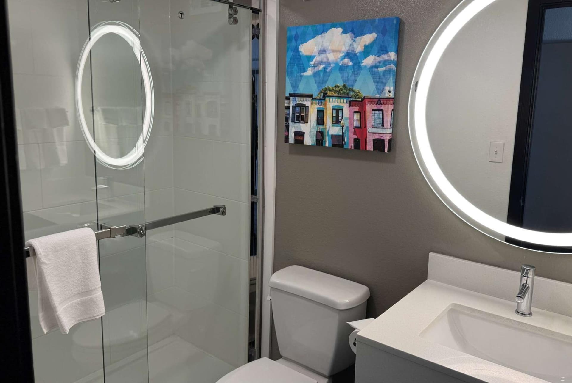 Holiday Inn Express & Suites Washington DC - NoMa