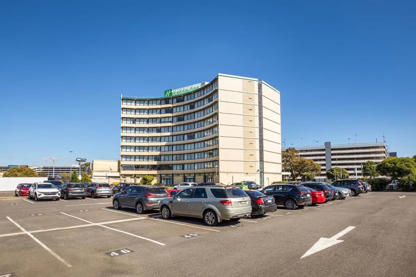 Holiday Inn Melbourne Airport by IHG