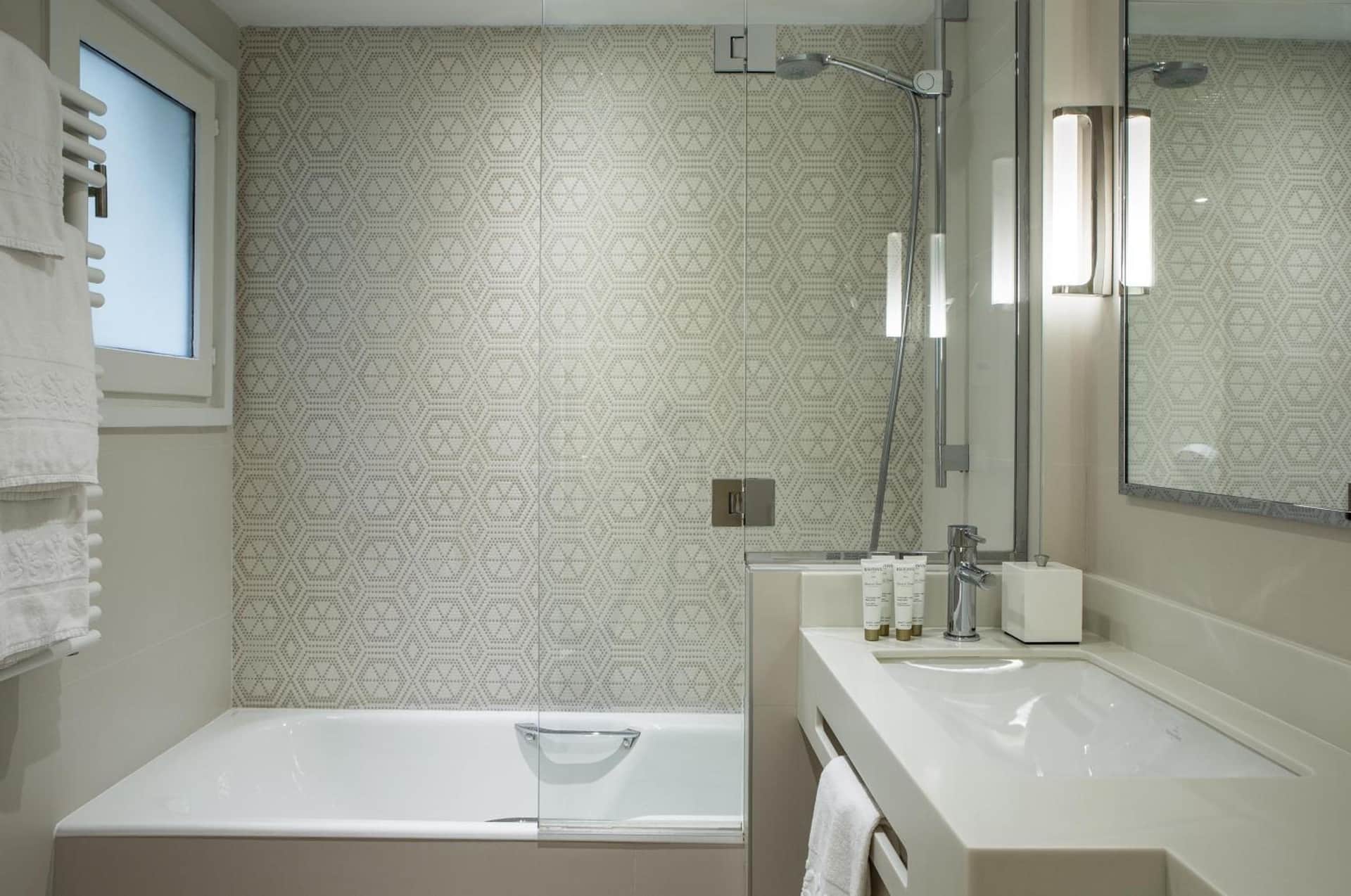 Hôtel Parc Saint-Séverin - Esprit de France