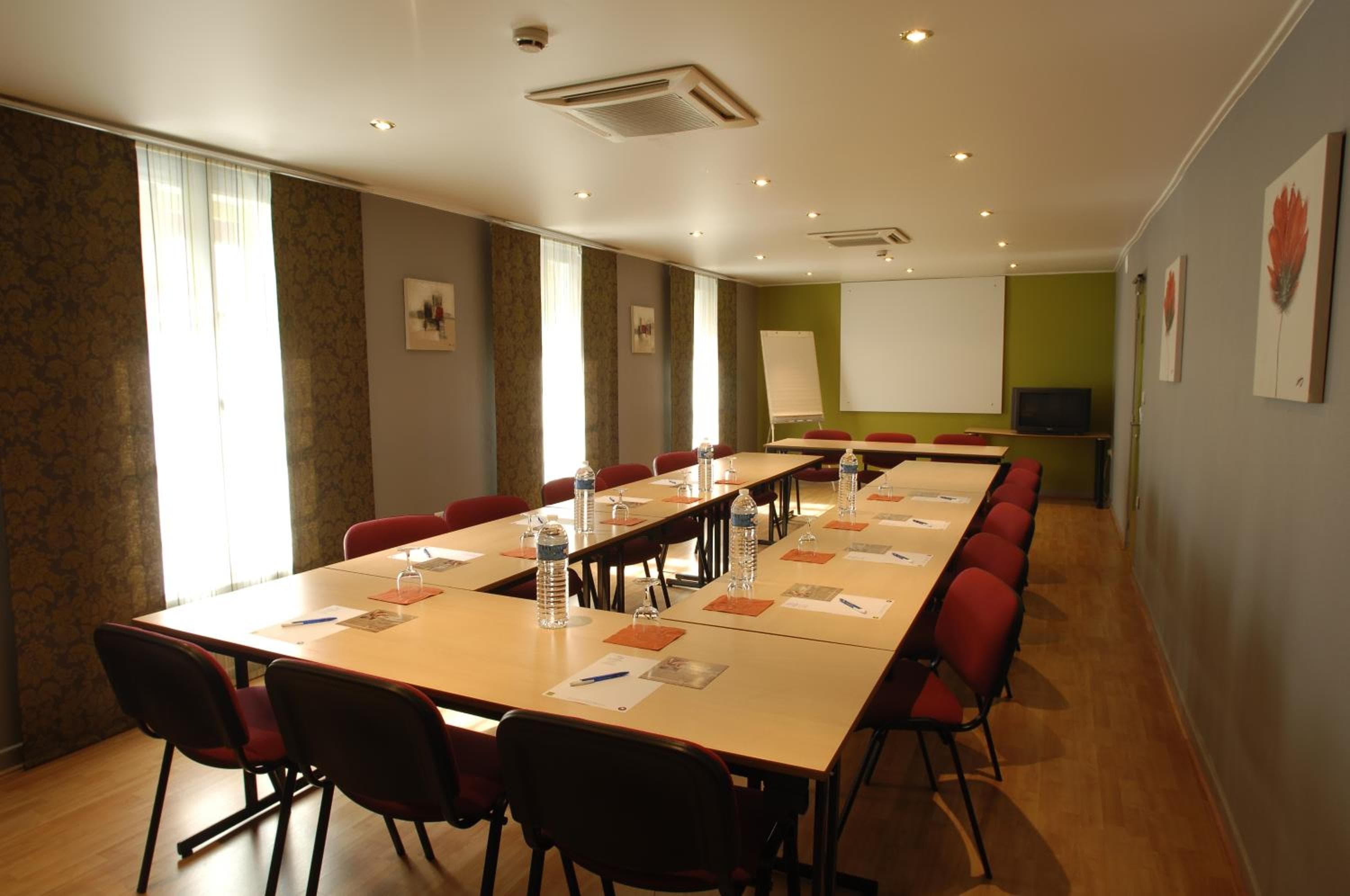 LOGIS Hôtel de Bourgogne - Mâcon