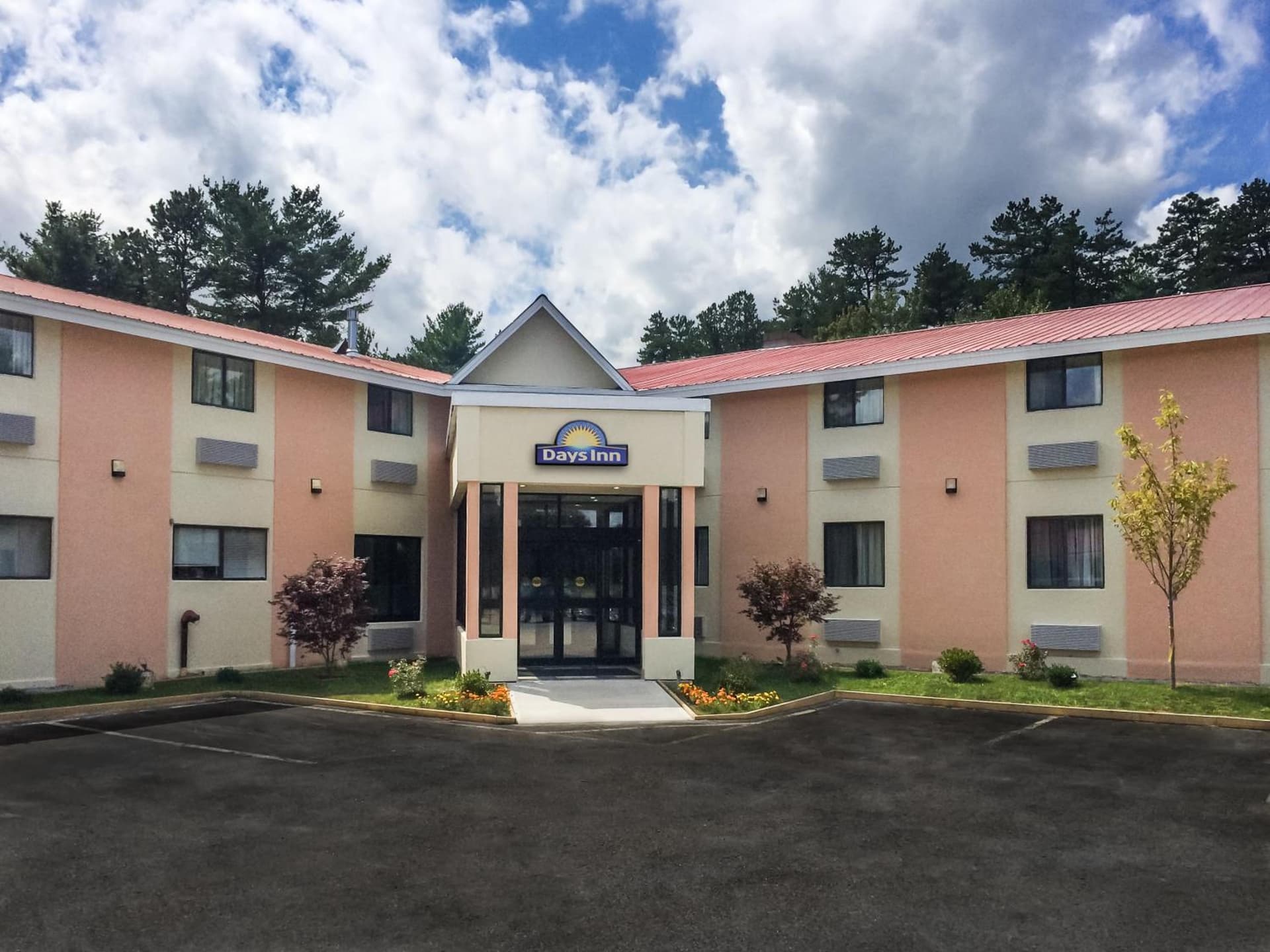 Days Inn by Wyndham Tamworth