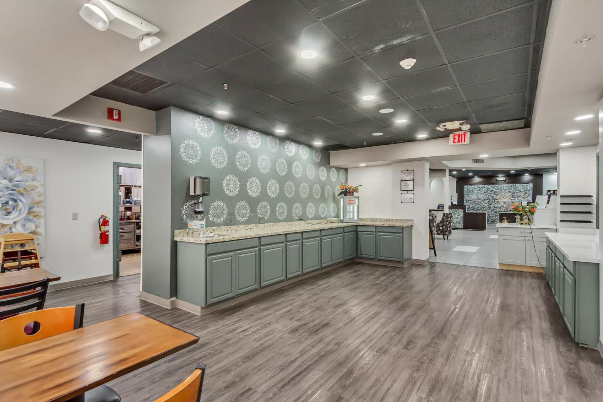 Suburban Studios Salt Lake City Airport