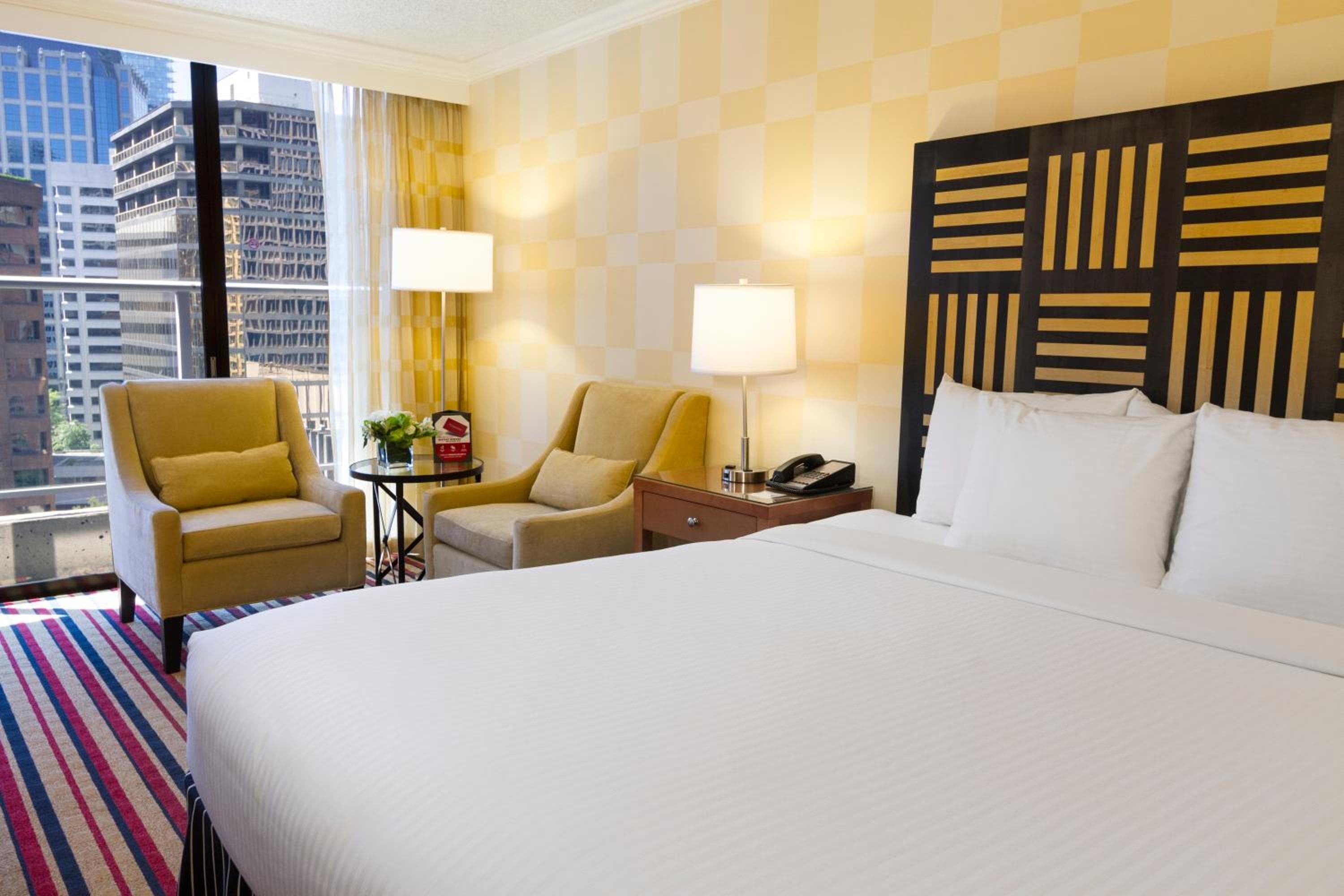 Pinnacle Hotel Harbourfront