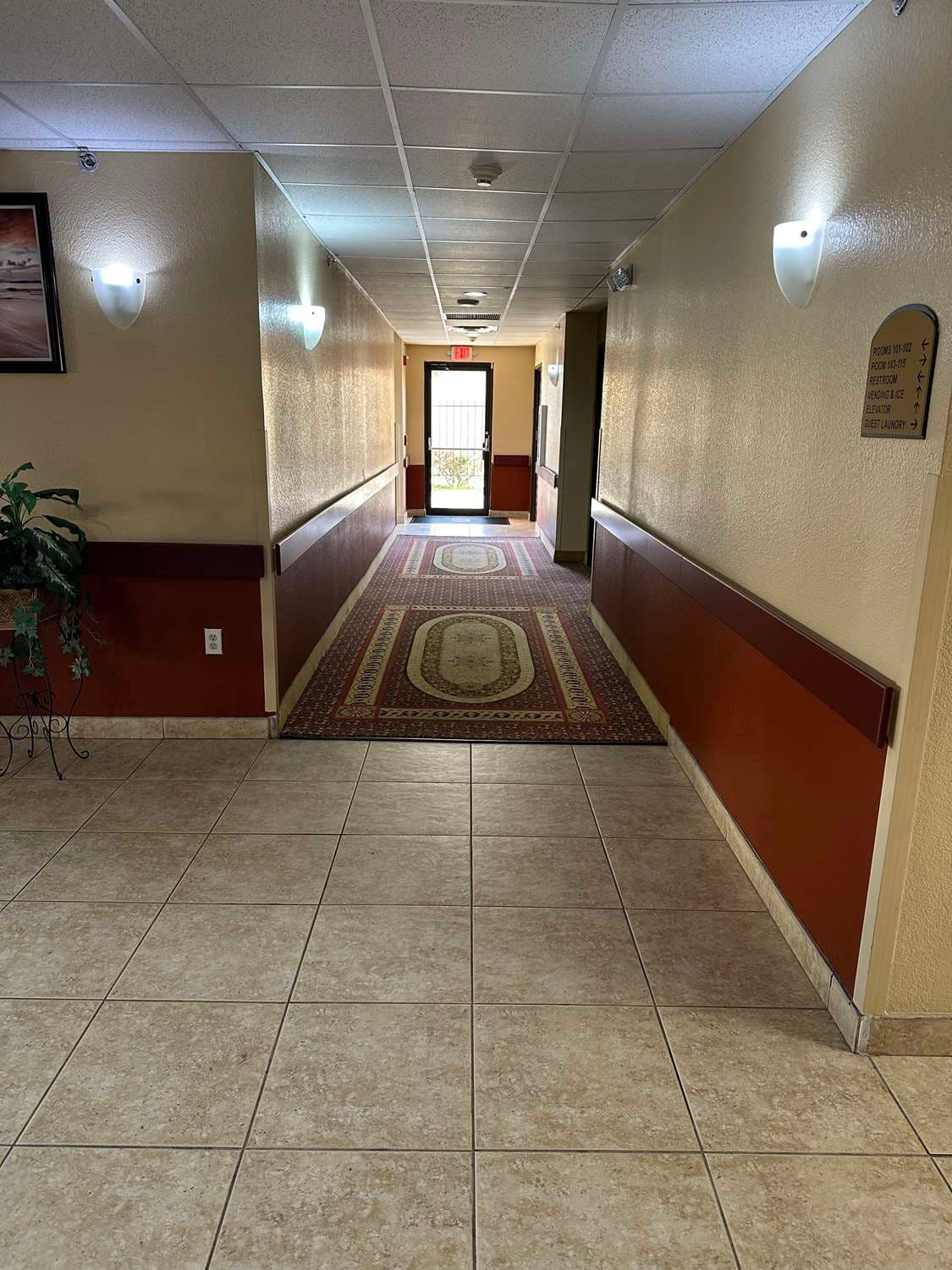 Red Lion Inn & Suites IAH Airport East