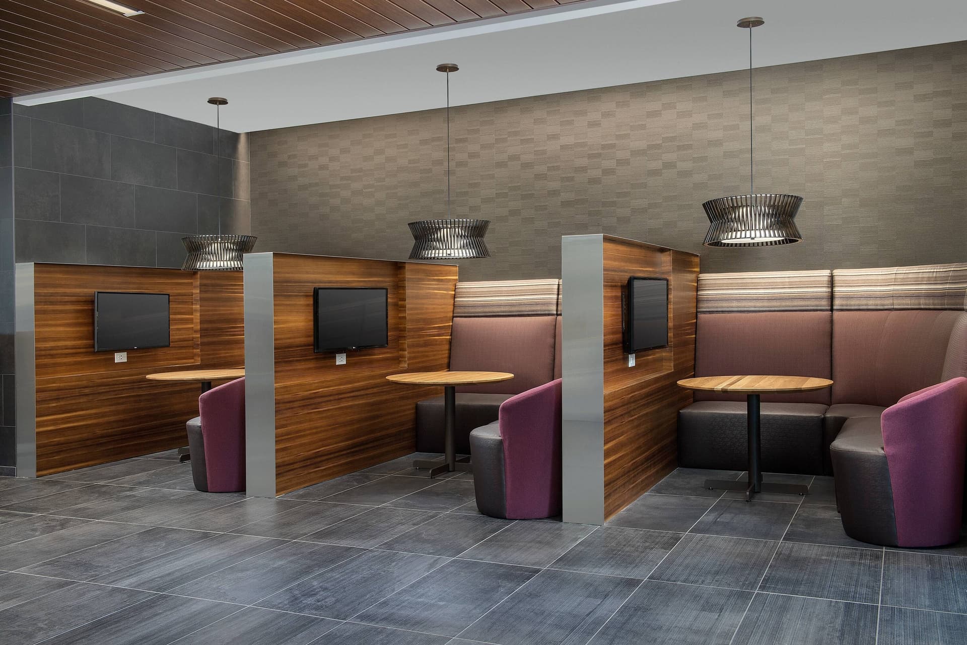 Courtyard by Marriott Portland East