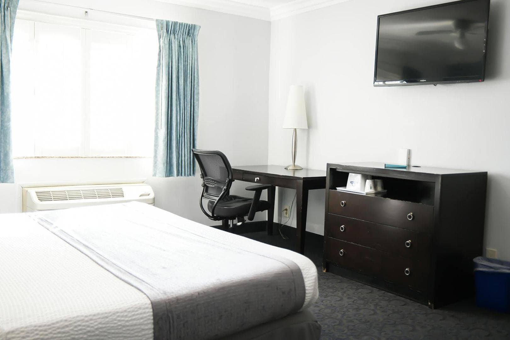 Days Inn by Wyndham West Covina