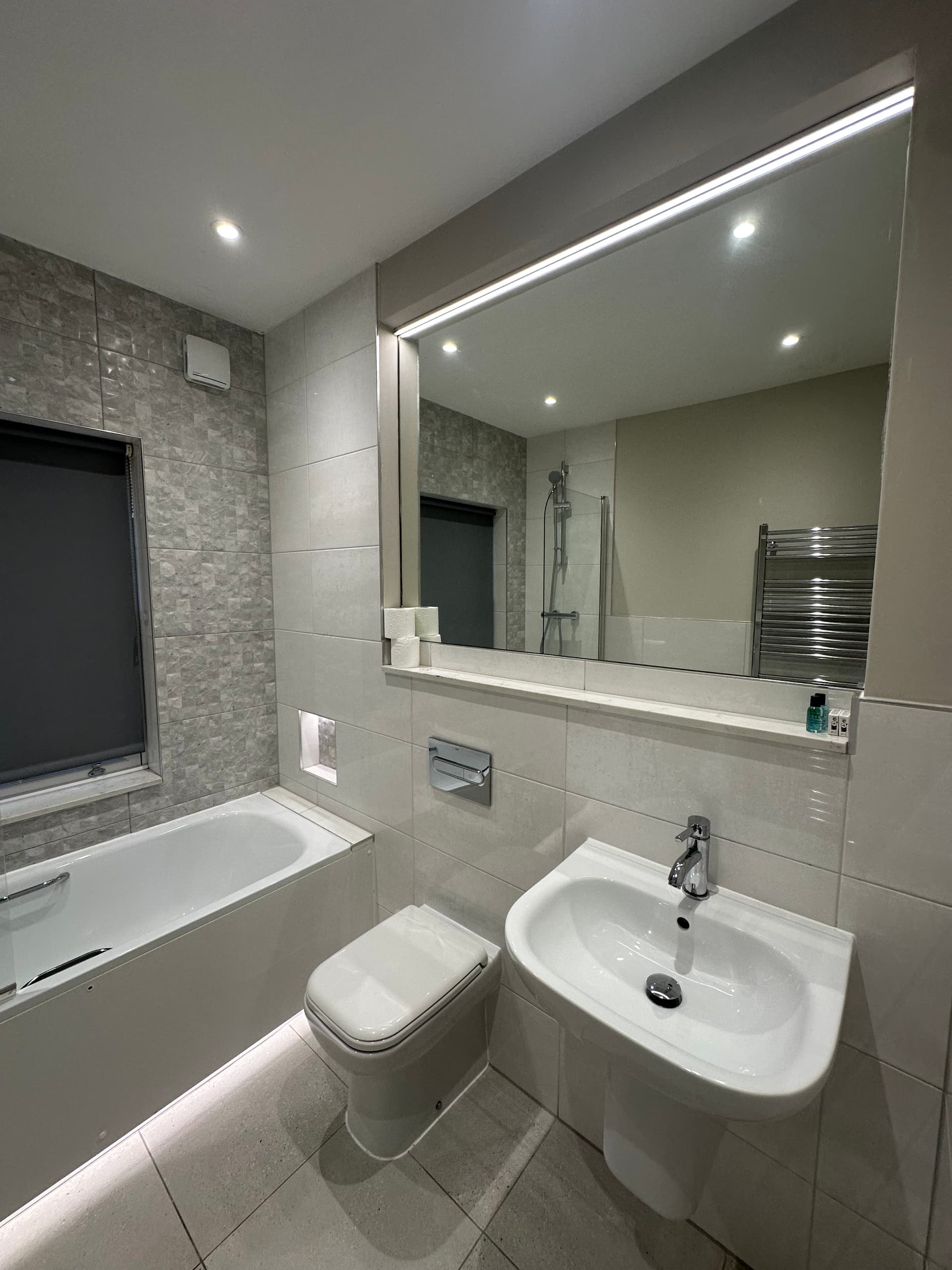 Wendover Arms Hotel