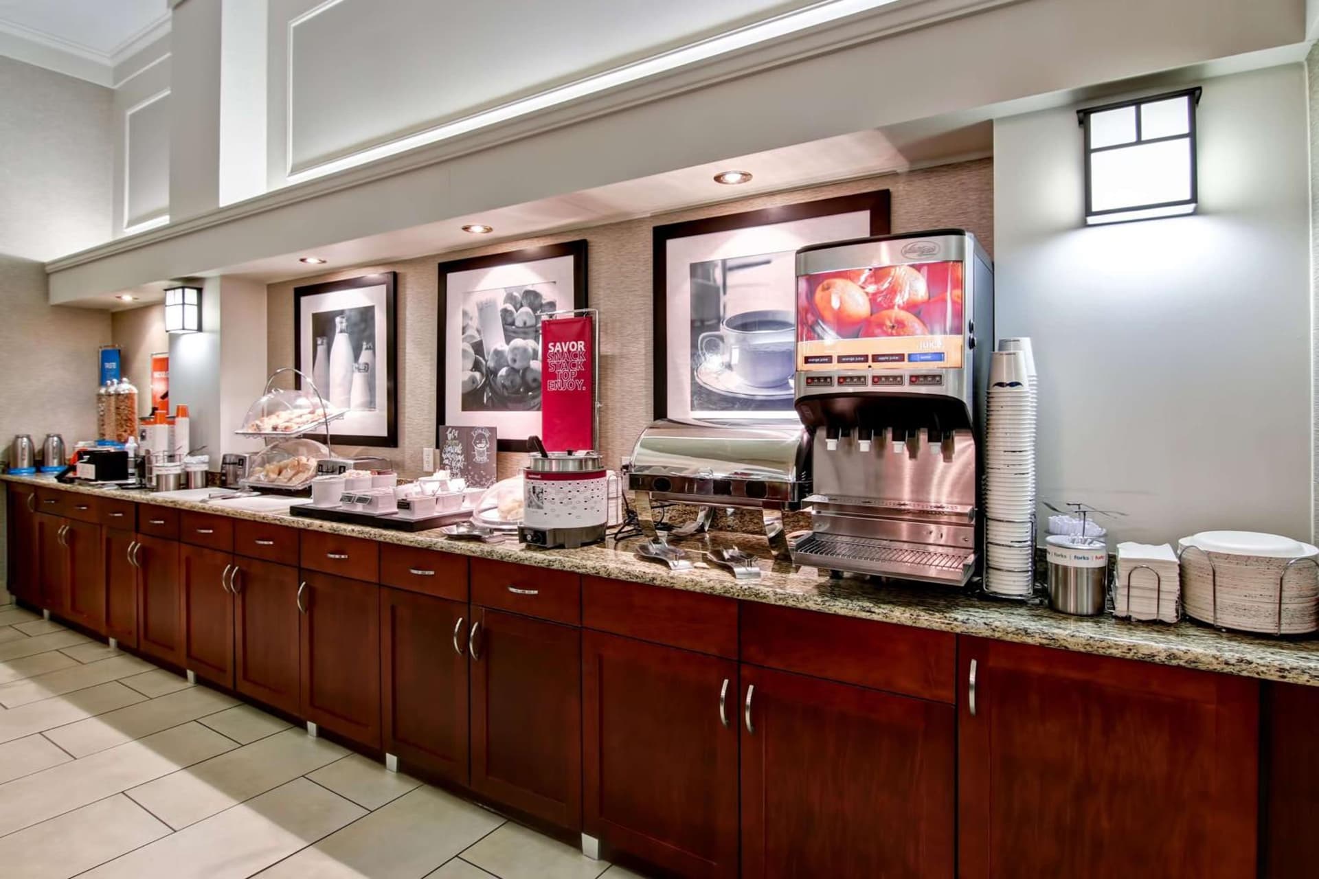 Hampton Inn & Suites by Hilton Calgary Airport
