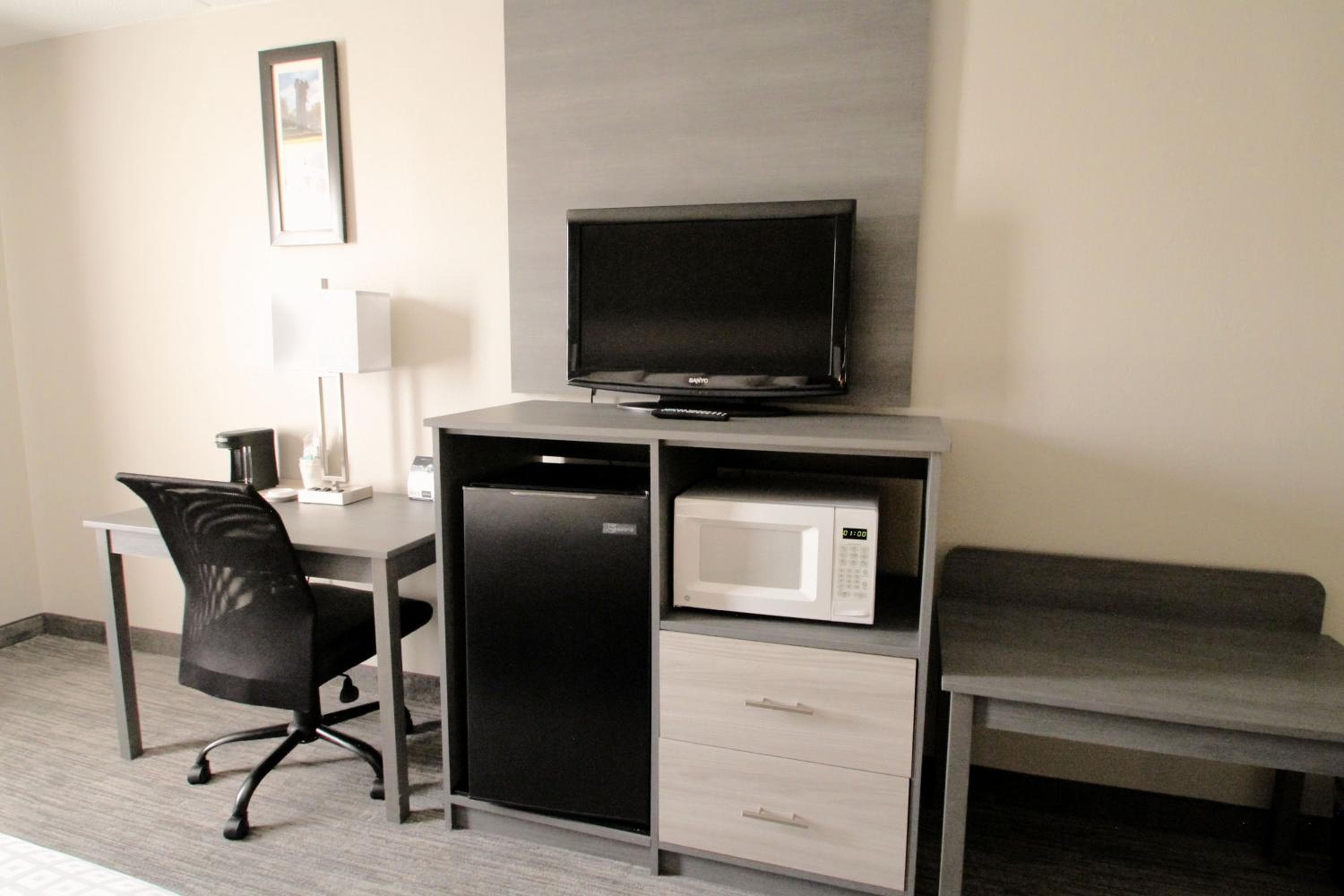 Baymont Inn & Suites by Wyndham Lafayette / Purdue Area