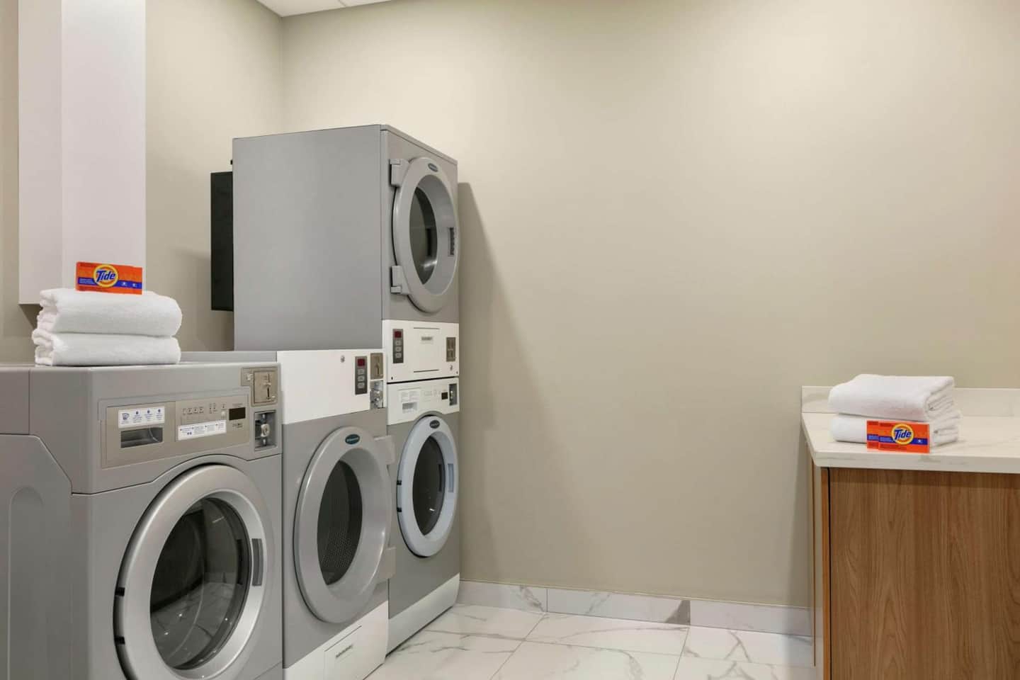 Embassy Suites by Hilton Montreal Airport