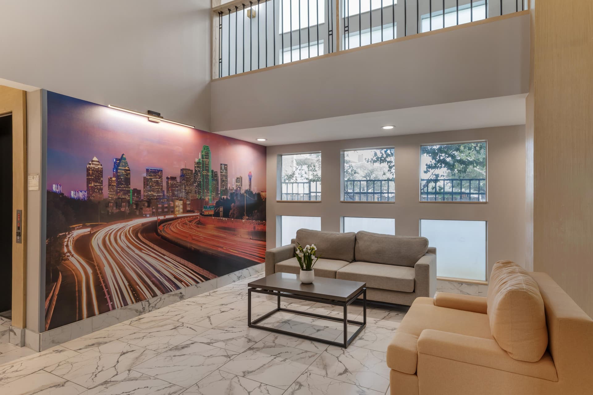 Comfort Inn & Suites Love Field-Dallas Market Center