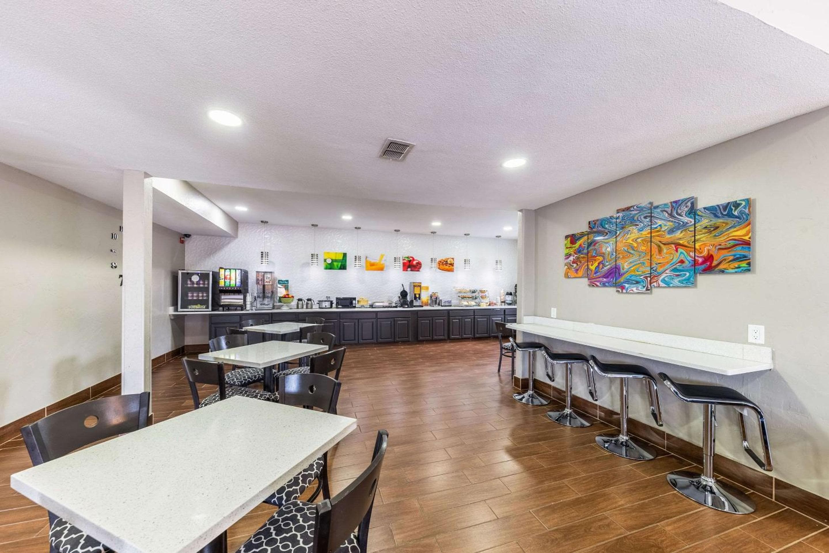 Quality Inn & Suites Canton