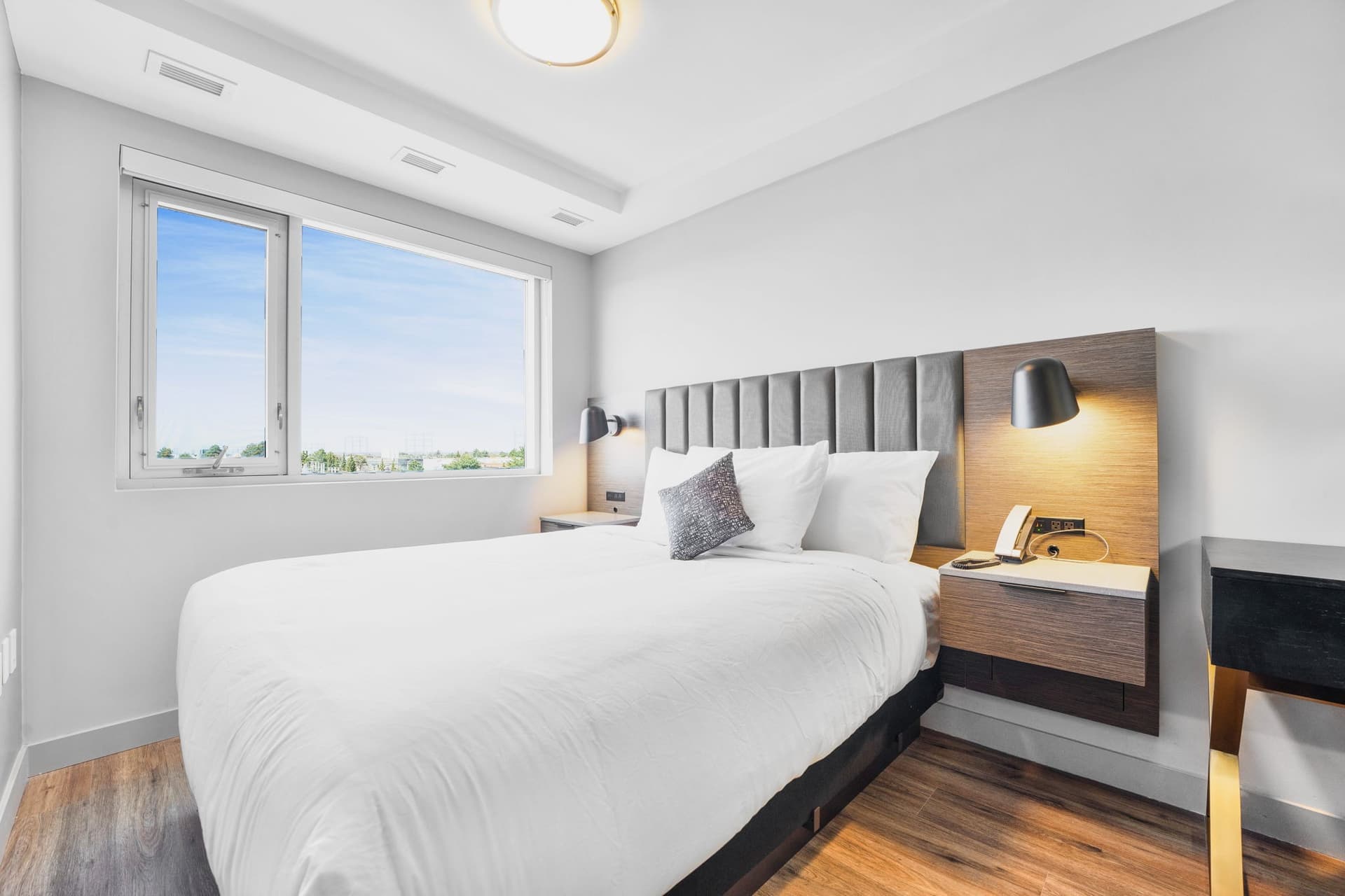 Skye Hotel & Residences, BW Signature Collection