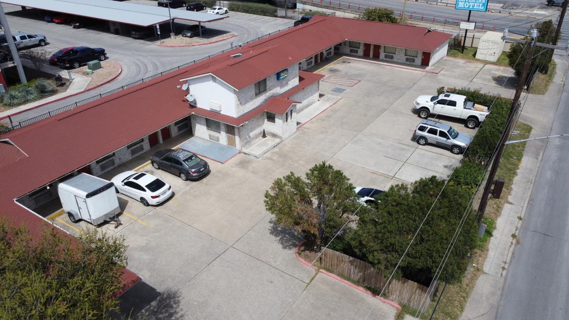 River Inn Motel