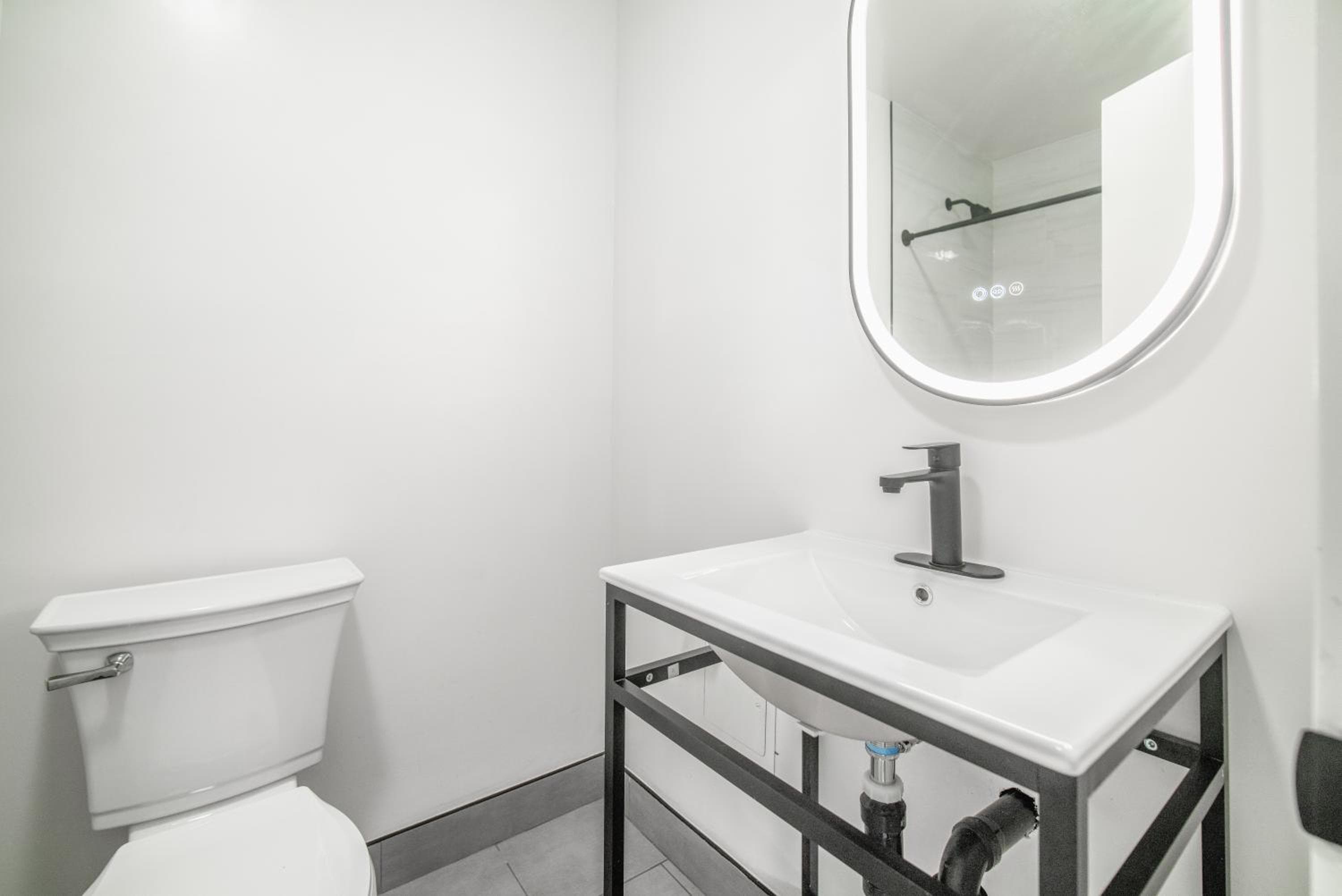 ERTH INN by AGA- San Ysidro