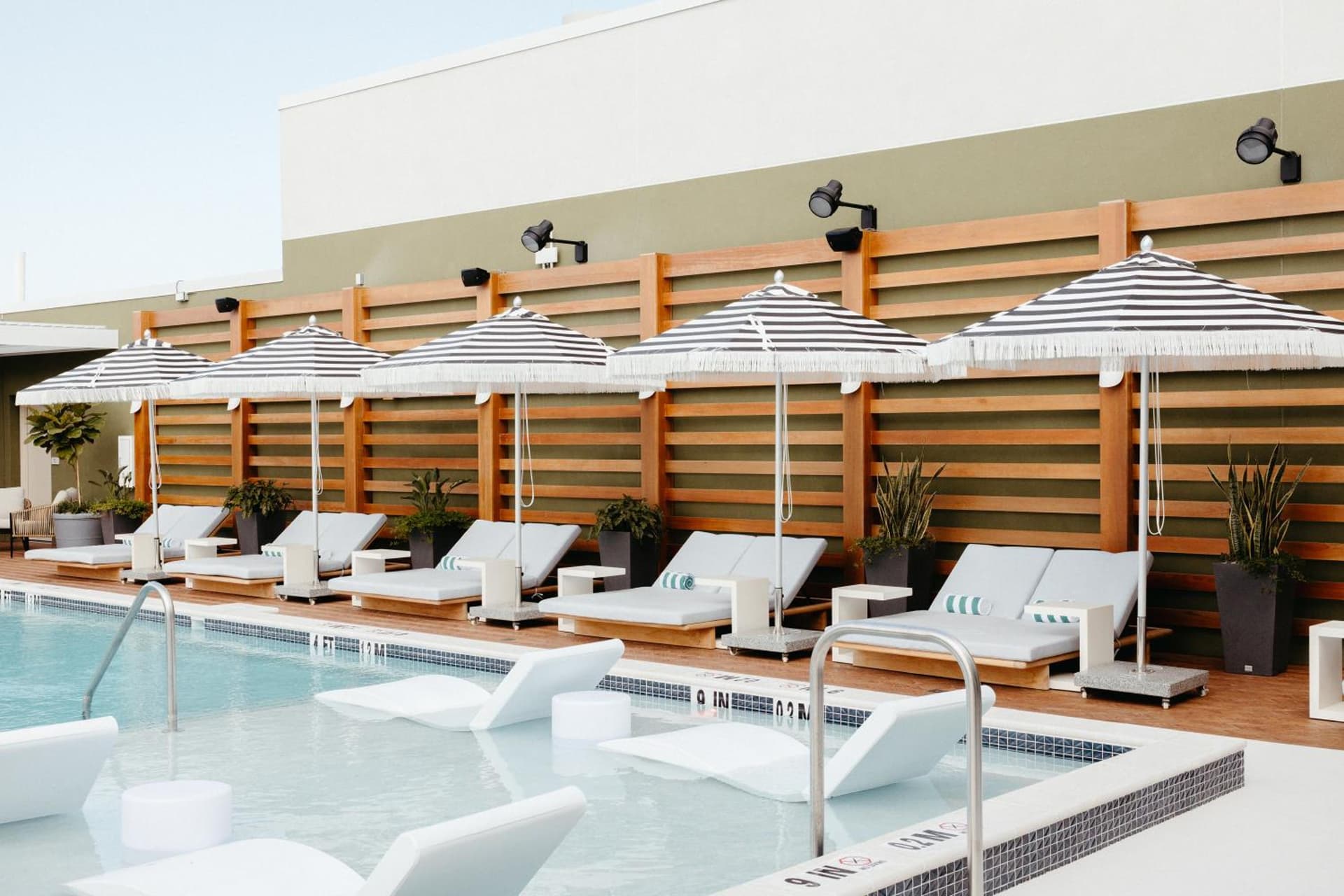The Hiatus Clearwater Beach, Curio Collection by Hilton