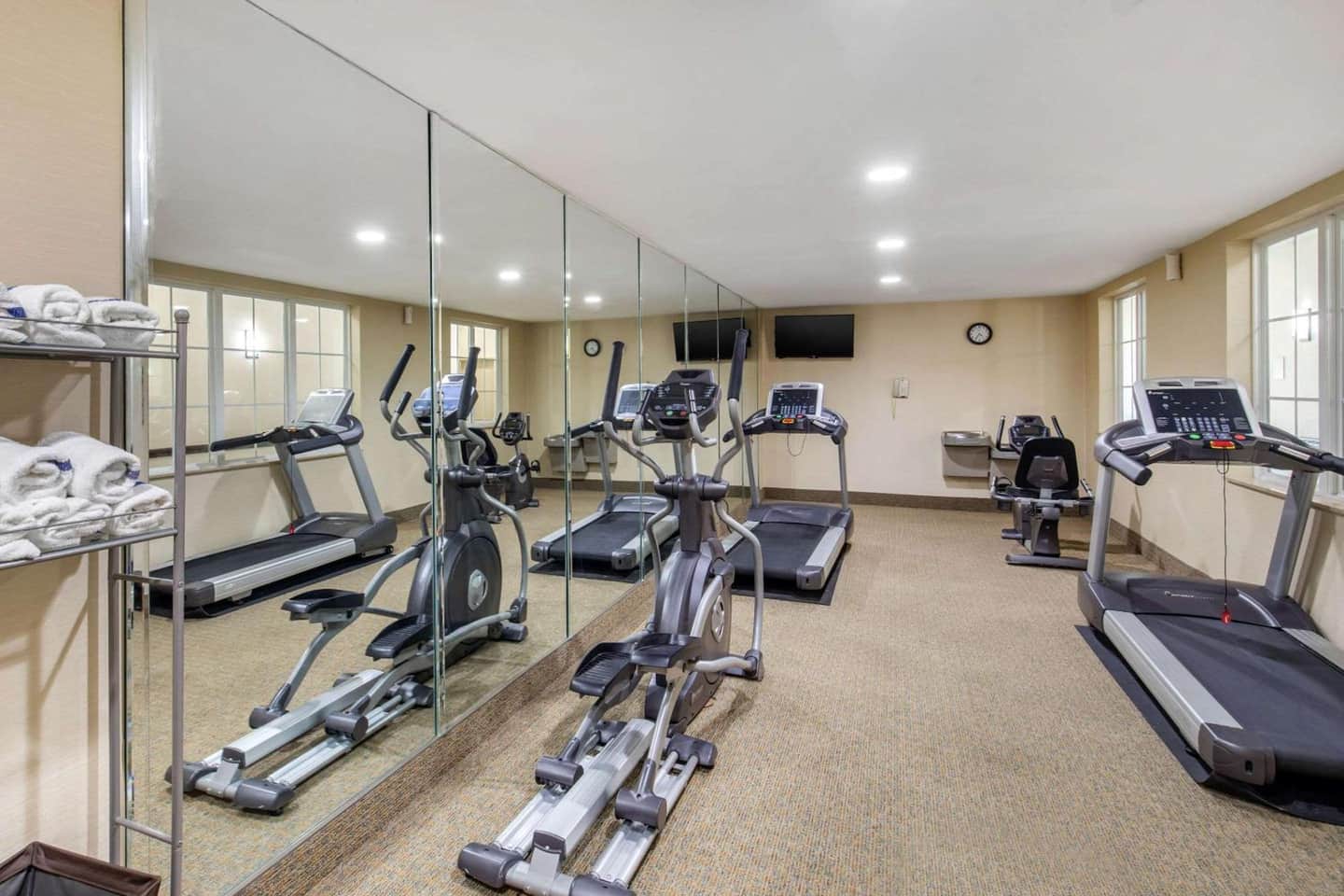 Comfort Inn & Suites Cedar Hill Duncanville