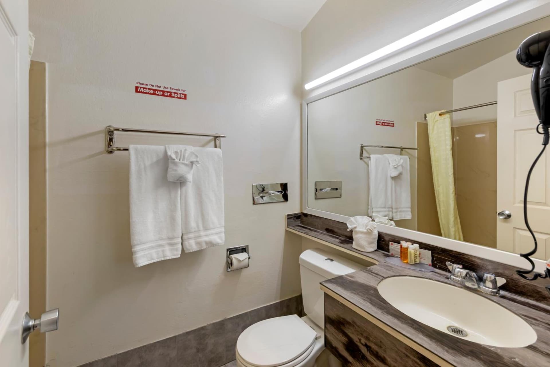 Anaheim Discovery Inn & Suites At The Park
