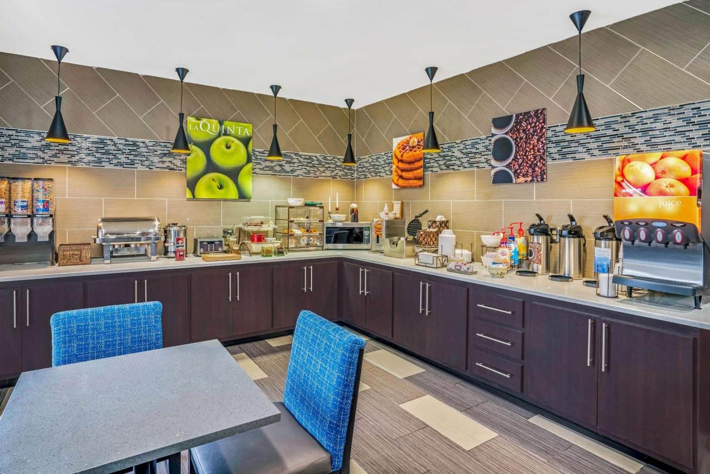 La Quinta Inn & Suites by Wyndham Cookeville