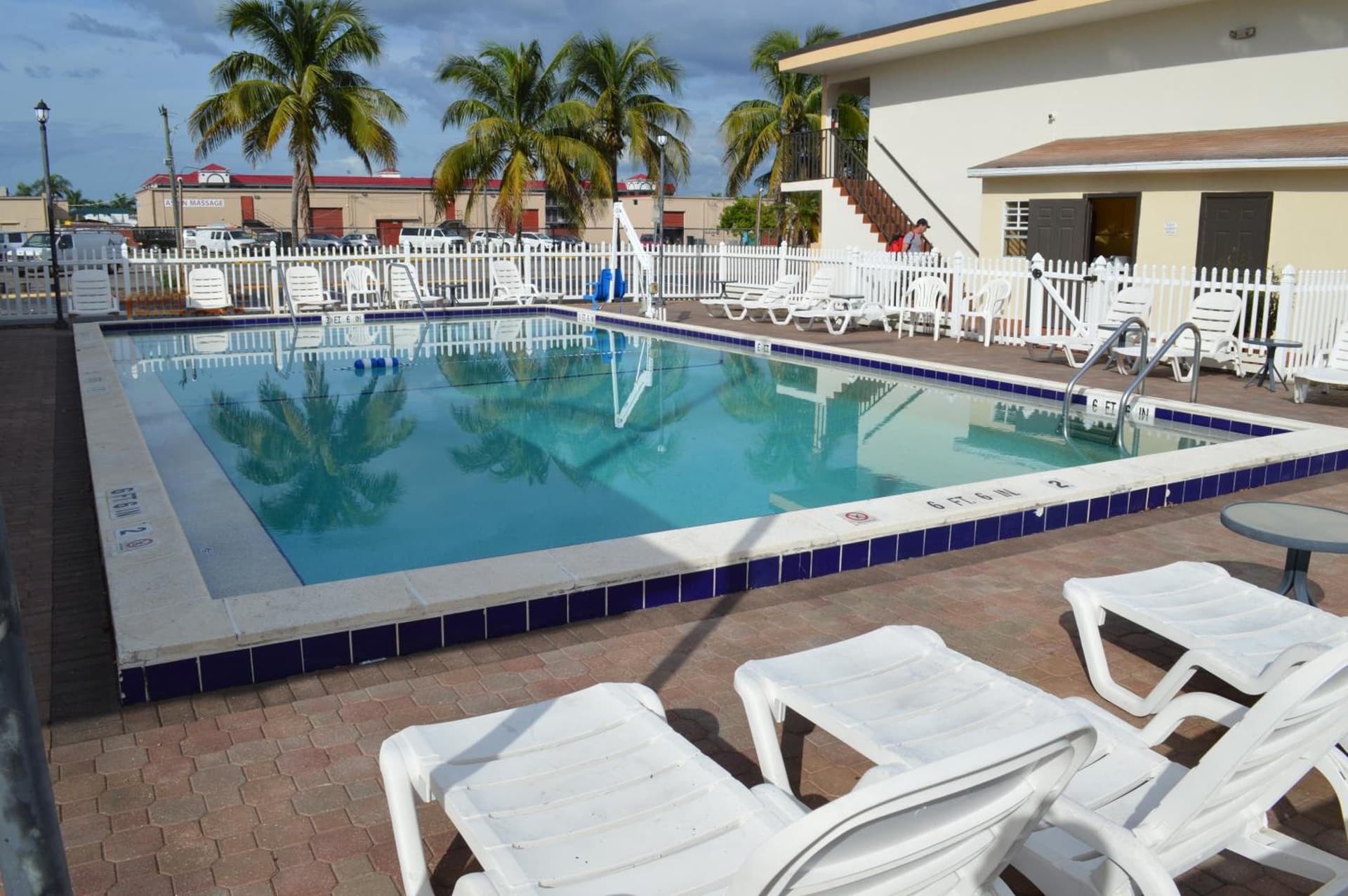 Americas Best Value Inn Fort Myers