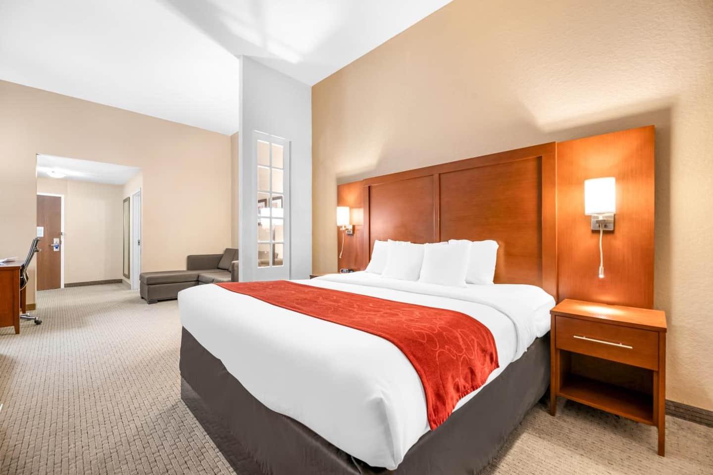 Comfort Suites Orlando Airport
