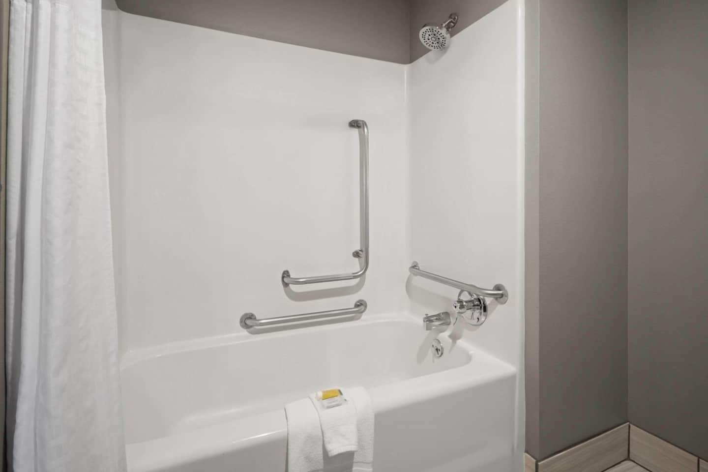 La Quinta Inn by Wyndham Milwaukee Airport / Oak Creek