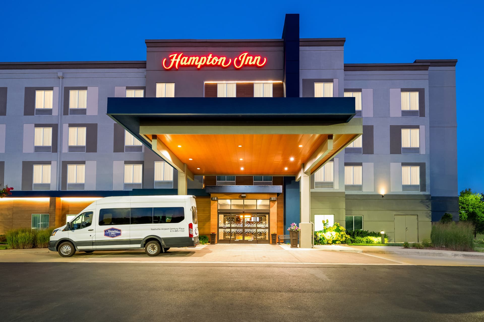 Hampton Inn by Hilton Nashville Airport Century Place