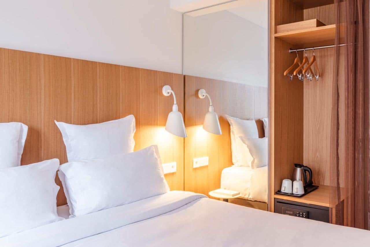 9Hotel Republique
