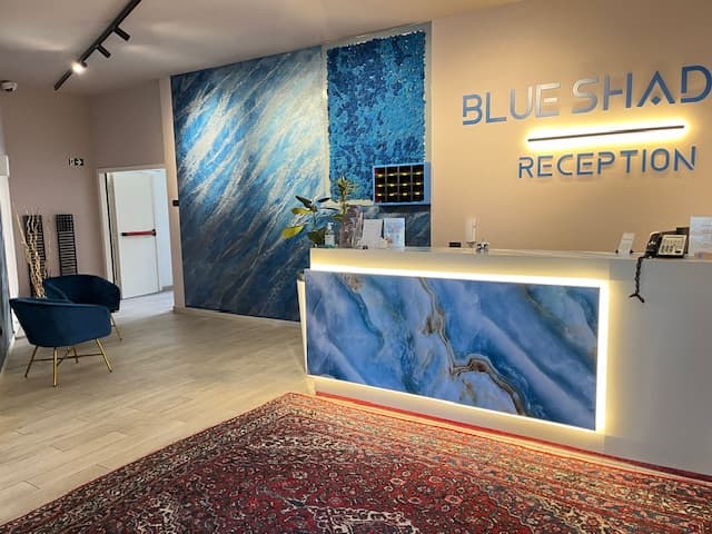 Blue Shades ApartHotel