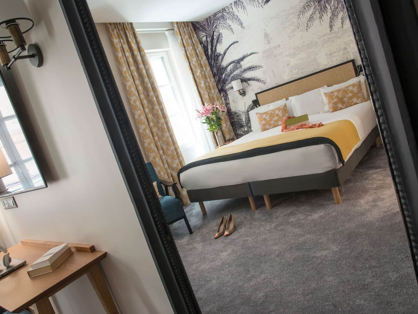 Mercure Nice Marche aux Fleurs Hotel