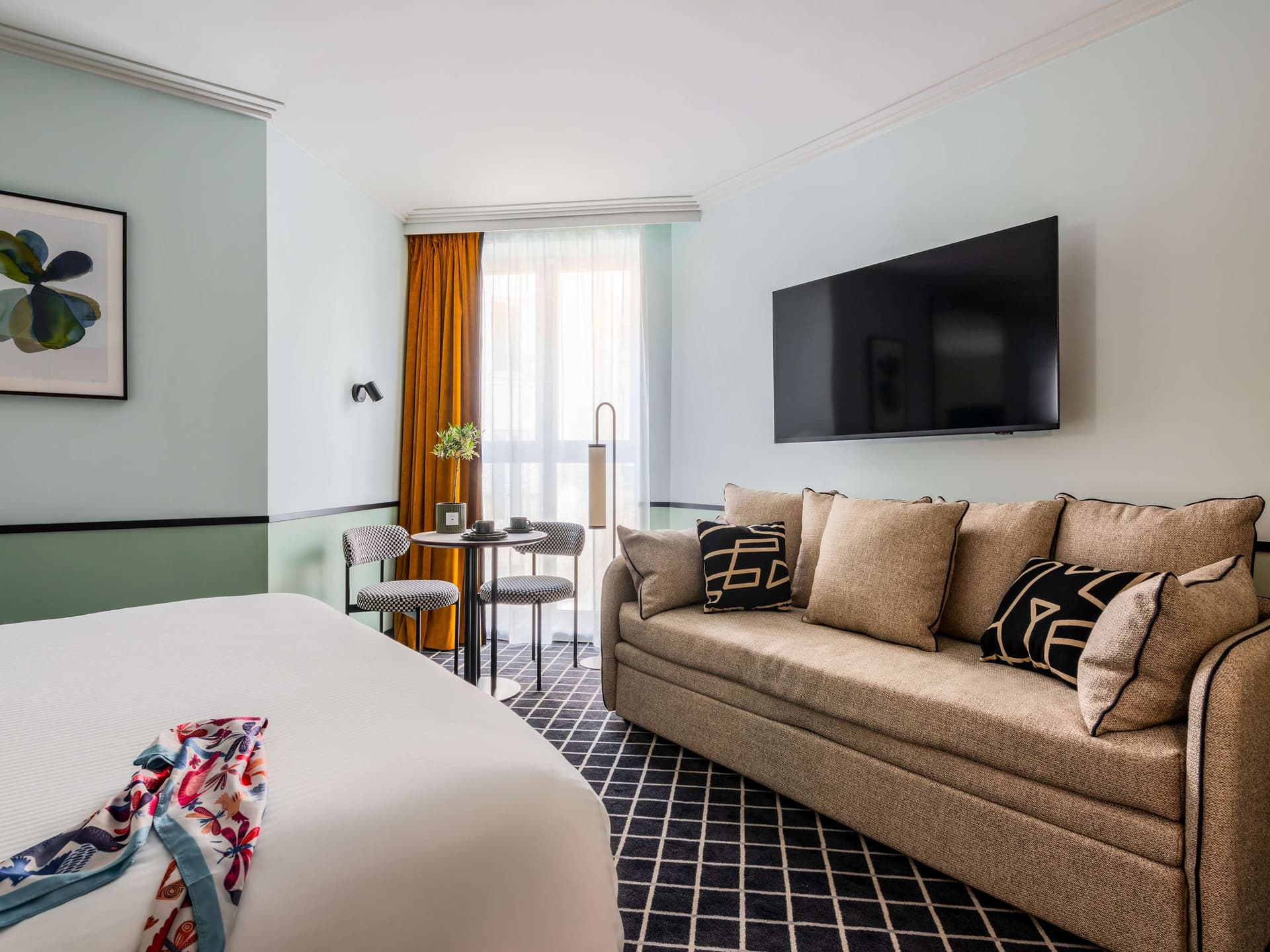 Hotel Faubourg Galant Paris, Handwritten Collection