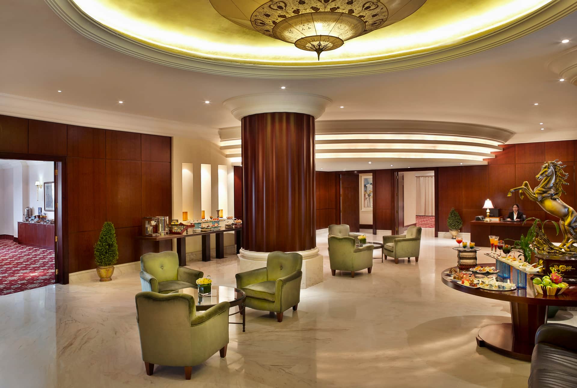 City Seasons Suites Dubai