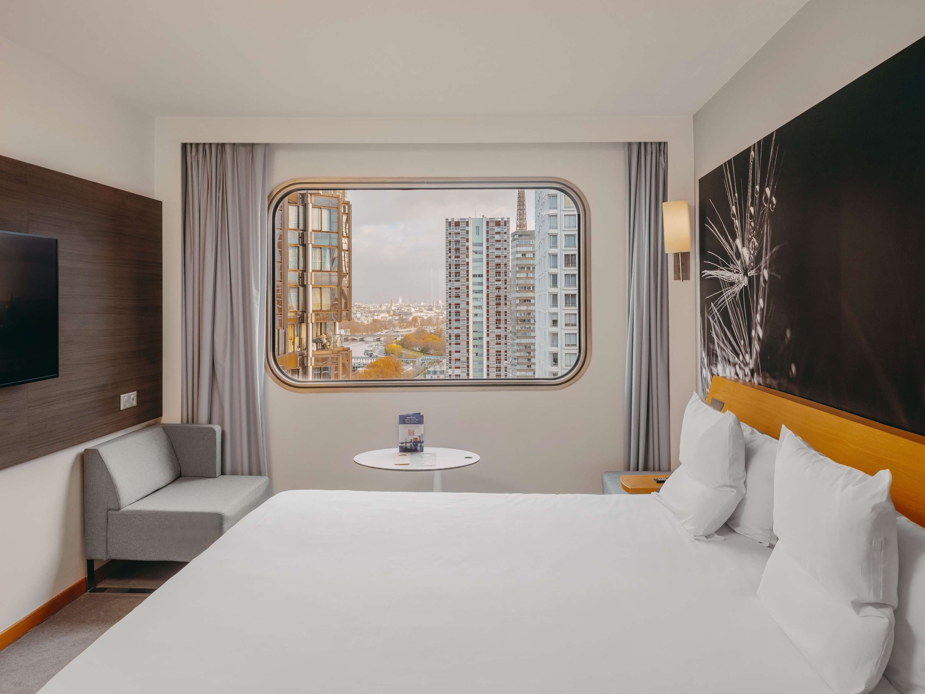 Novotel Paris Centre Eiffel Tower