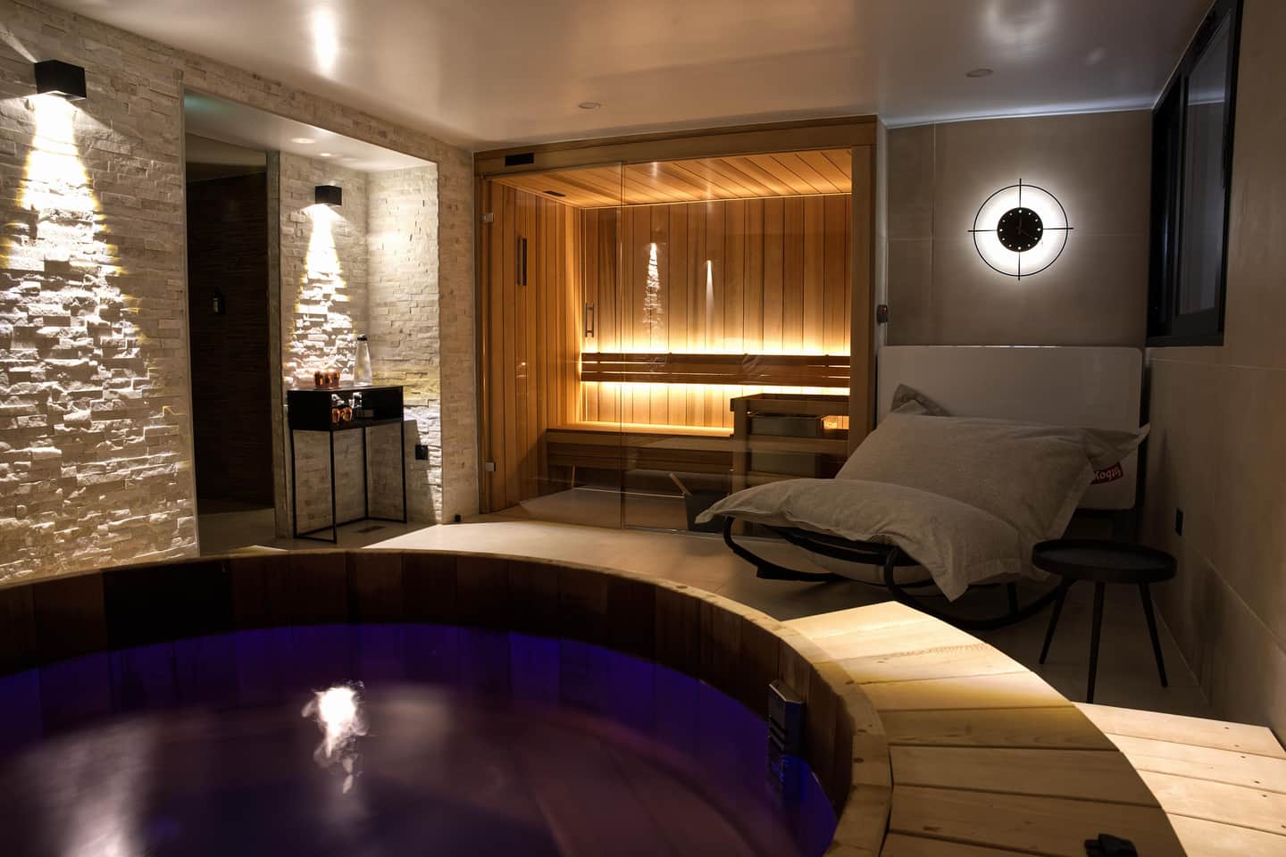 Atypik Hotel & Spa Clichy – Urban Style