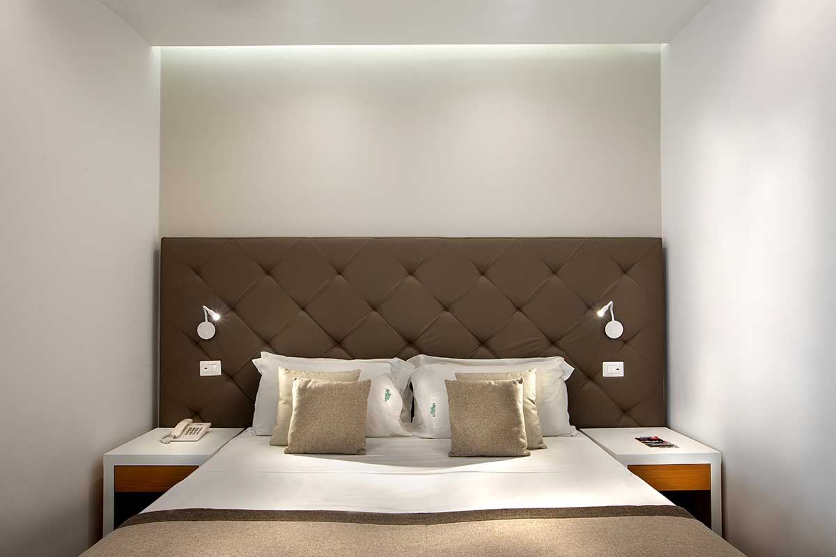 American Hotel