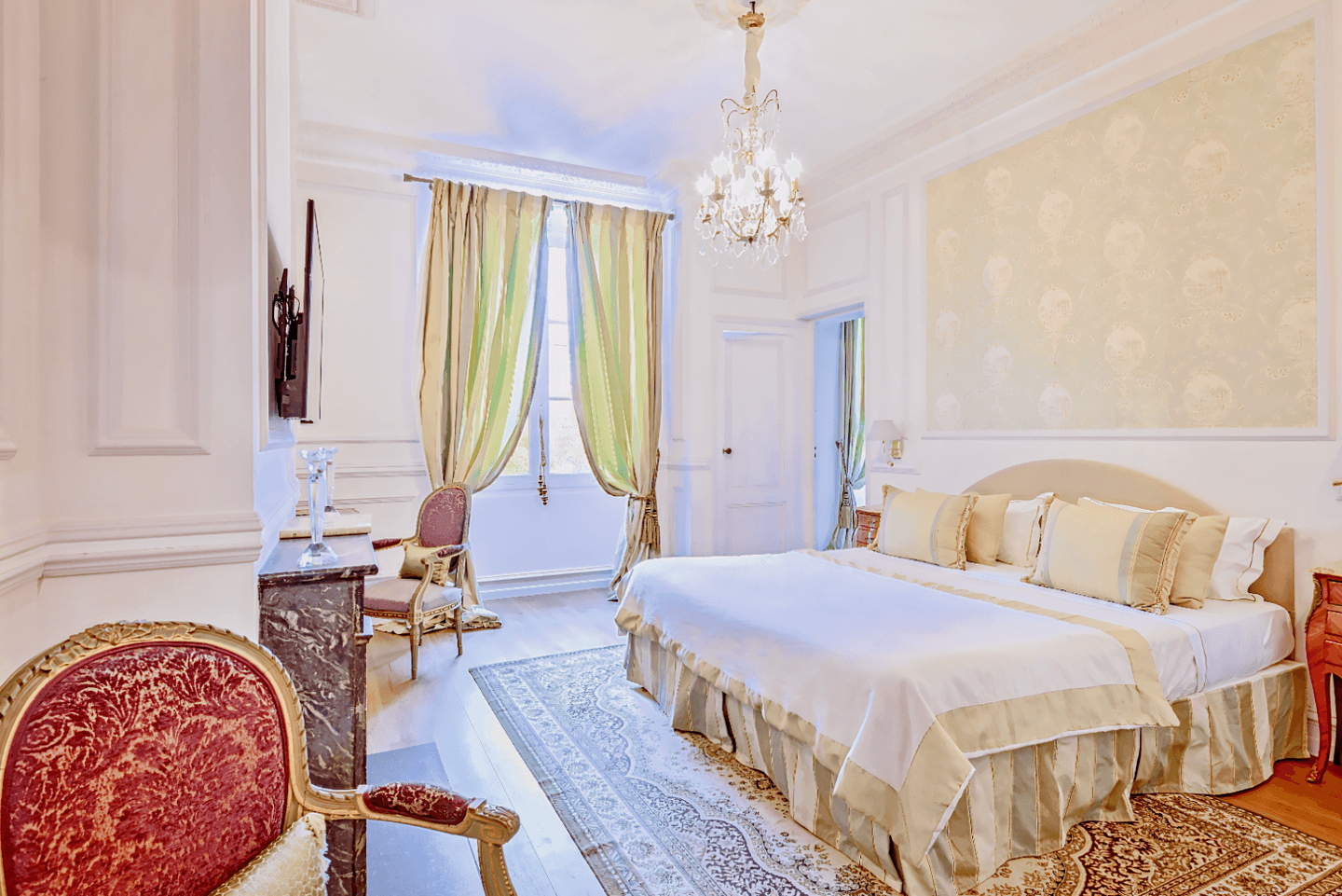 Villa Victor Louis
