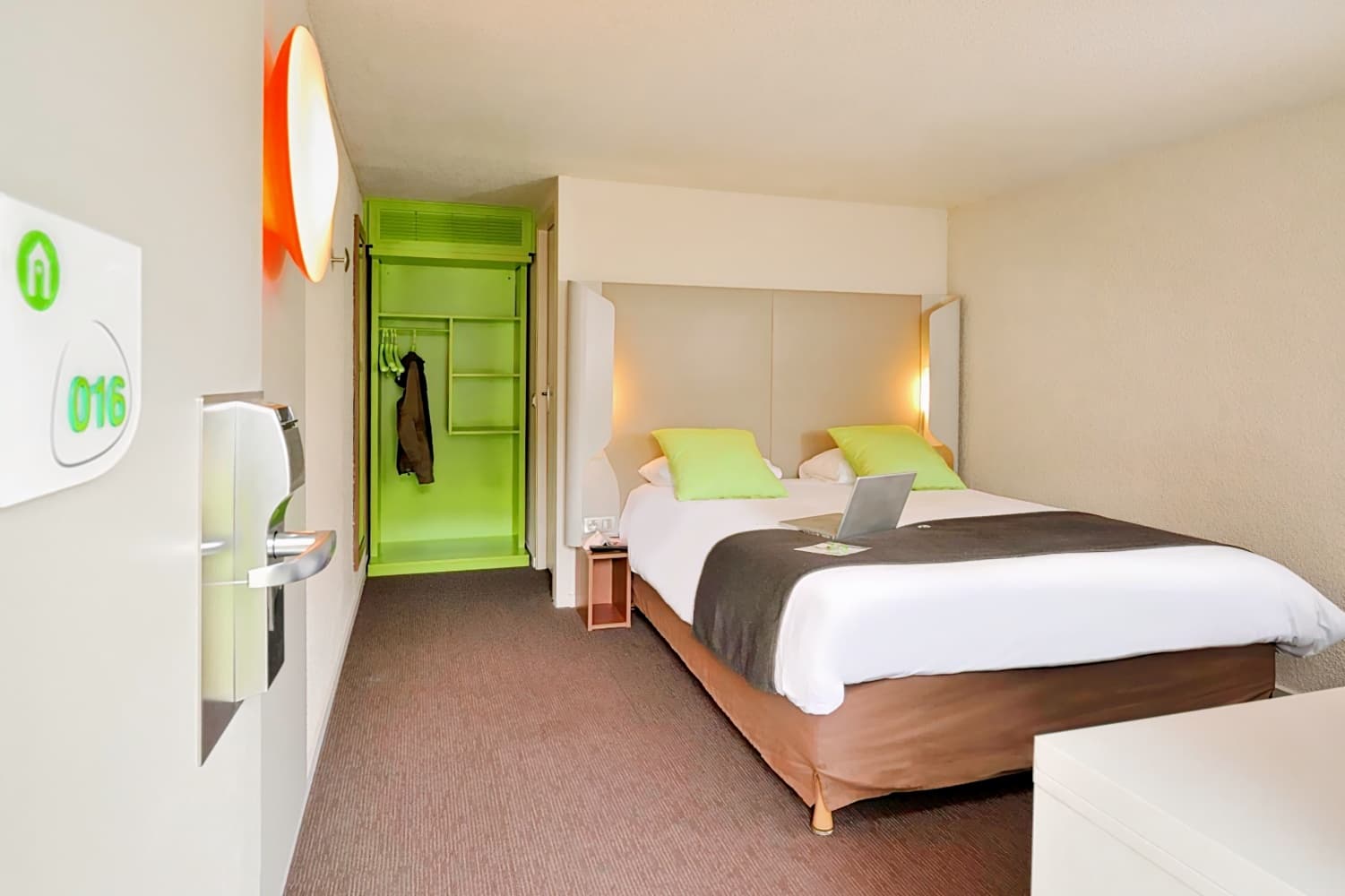 Campanile Montelimar - Les Tourrettes